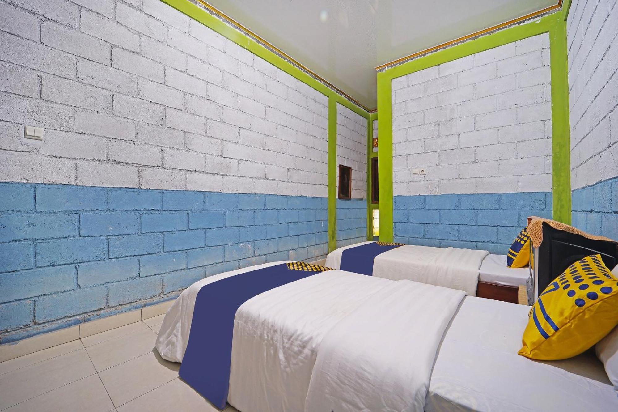 Spot On 91085 Griya Estu Wening Hotel Sleman  Ngoại thất bức ảnh
