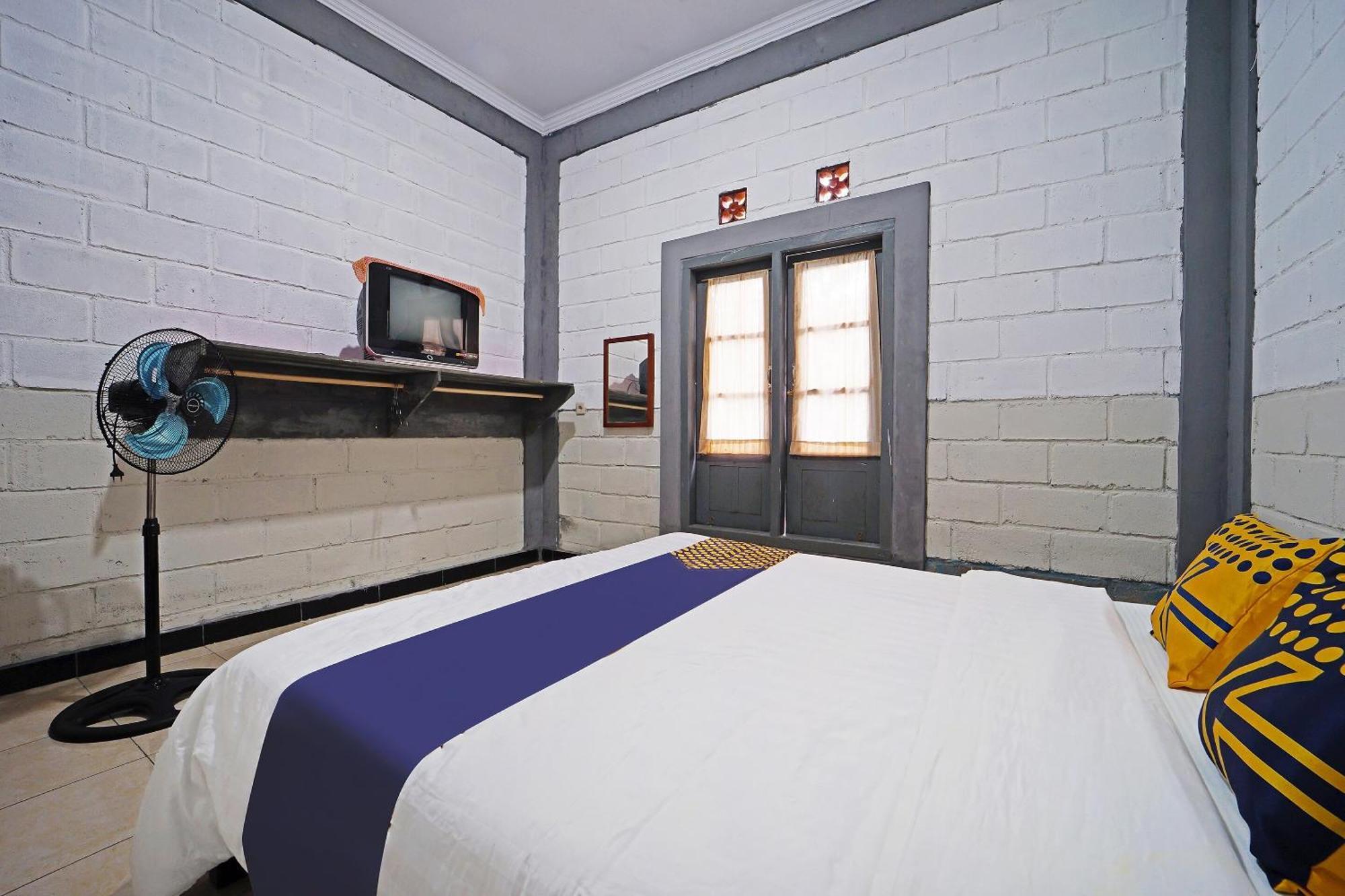 Spot On 91085 Griya Estu Wening Hotel Sleman  Ngoại thất bức ảnh
