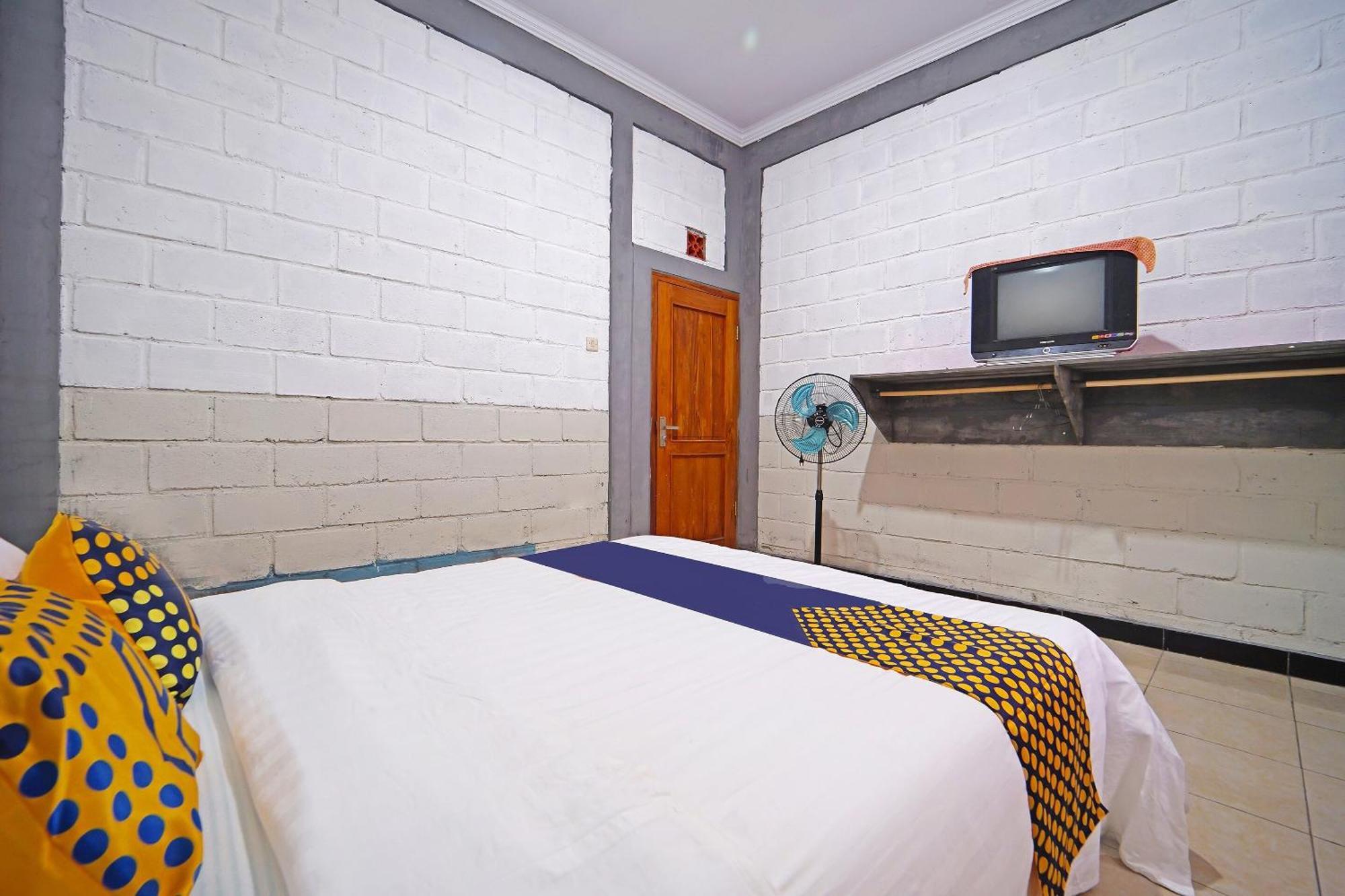 Spot On 91085 Griya Estu Wening Hotel Sleman  Ngoại thất bức ảnh