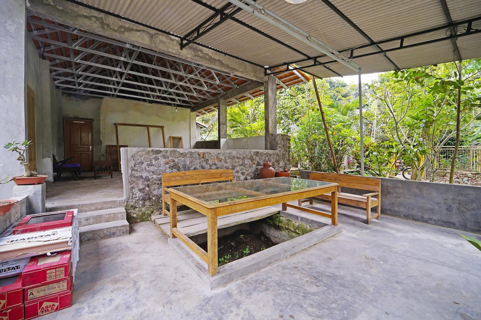 Spot On 91085 Griya Estu Wening Hotel Sleman  Ngoại thất bức ảnh
