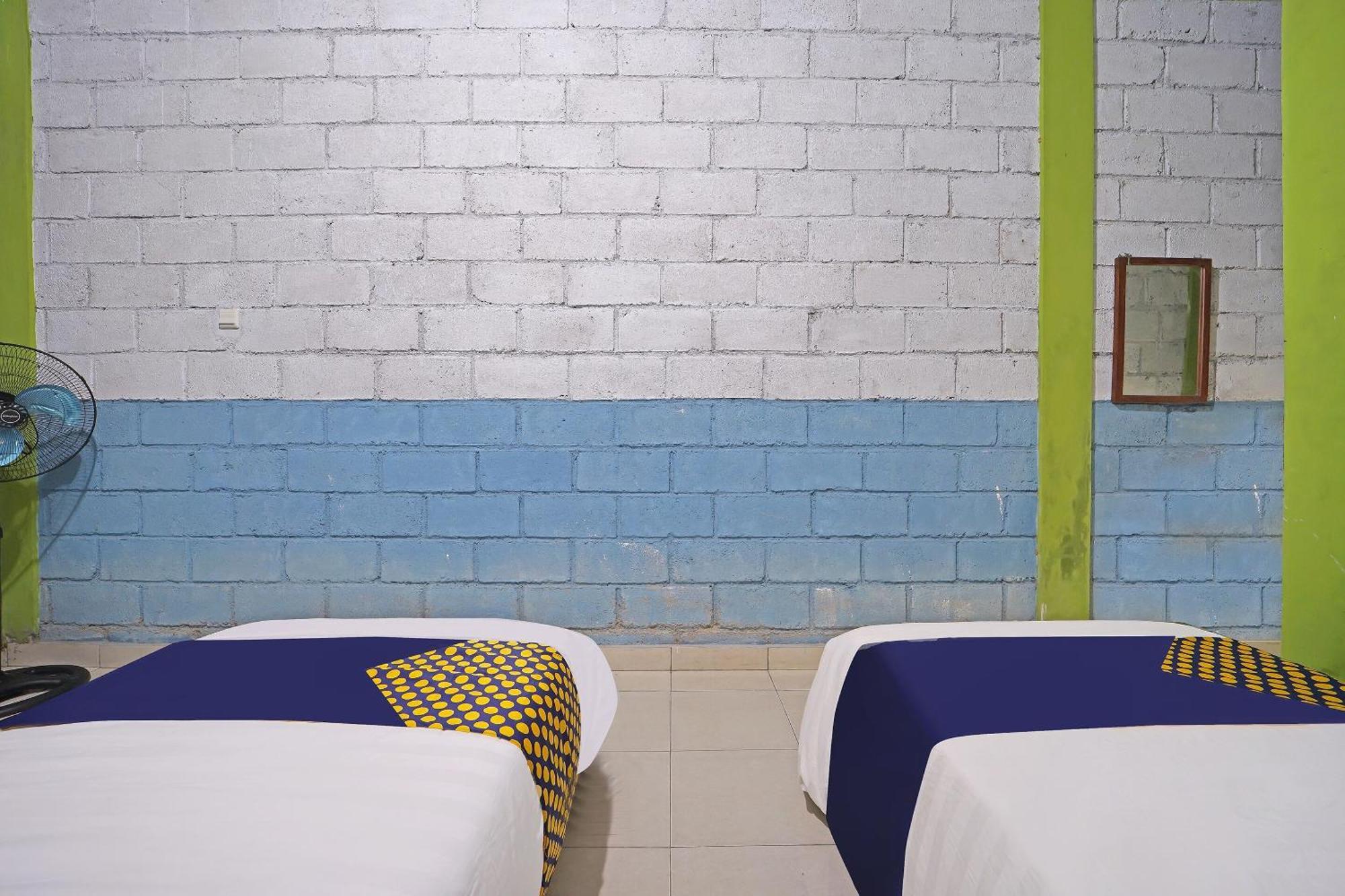 Spot On 91085 Griya Estu Wening Hotel Sleman  Ngoại thất bức ảnh